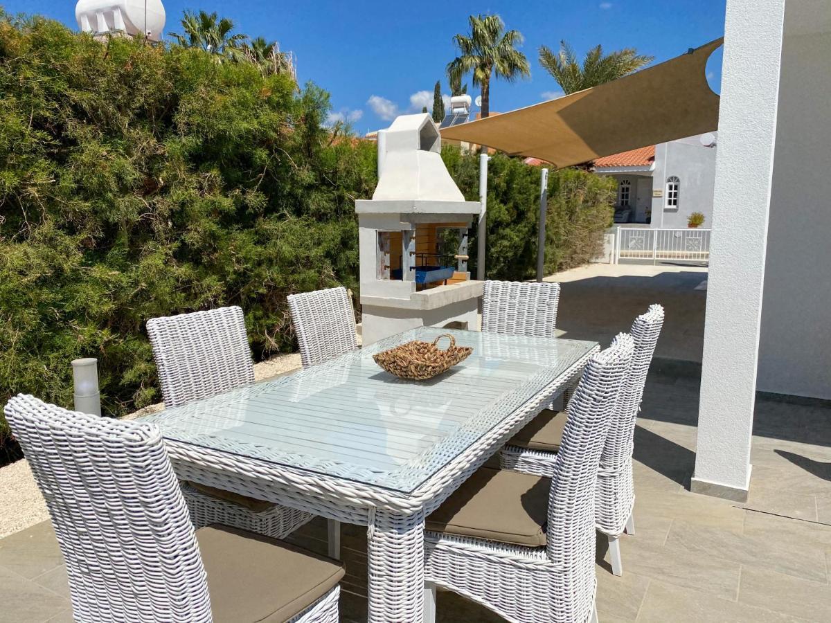 Luxury Villa Roma Near The Beach Coral Bay Exteriér fotografie